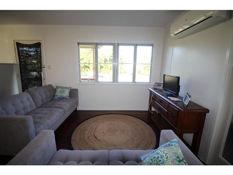 22 Porter Promenade, Mission Beach QLD 4852