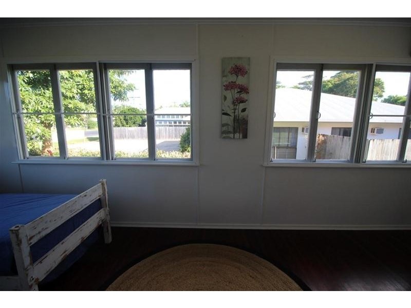 22 Porter Promenade, Mission Beach QLD 4852