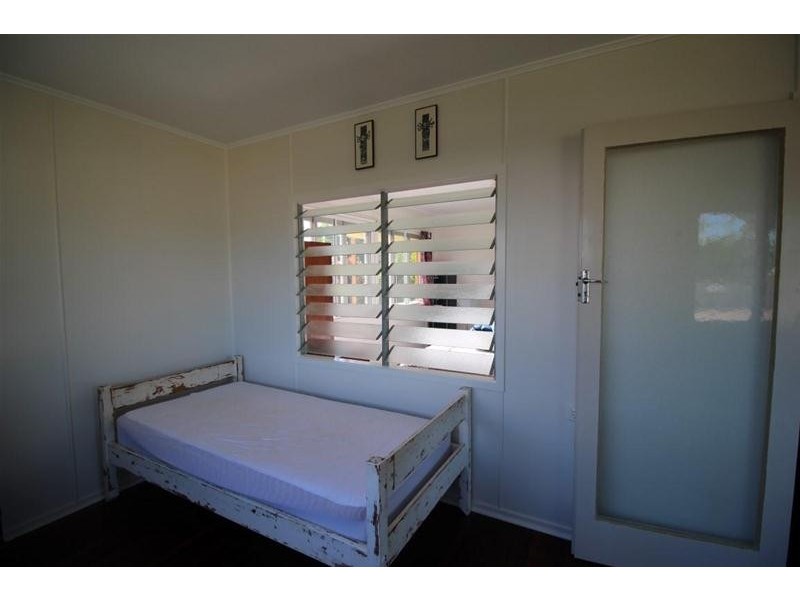 22 Porter Promenade, Mission Beach QLD 4852