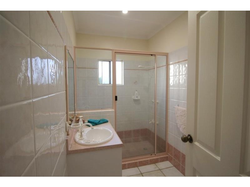 3/112 Kennedy Esplanade, South Mission Beach QLD 4852