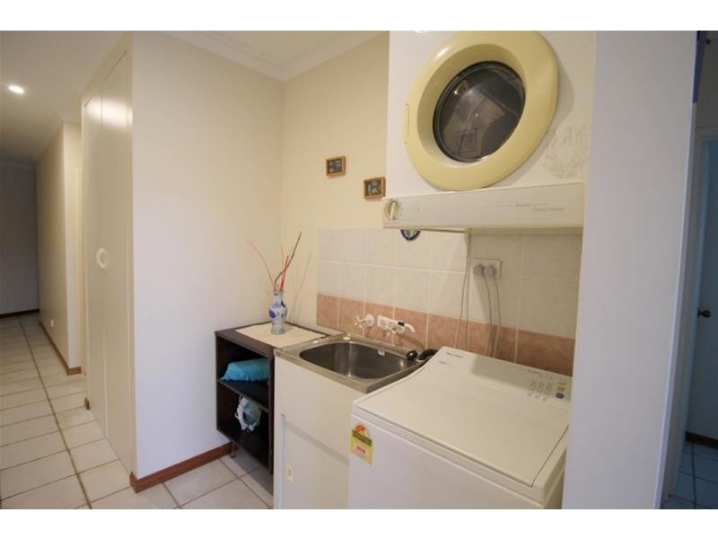 3/112 Kennedy Esplanade, South Mission Beach QLD 4852