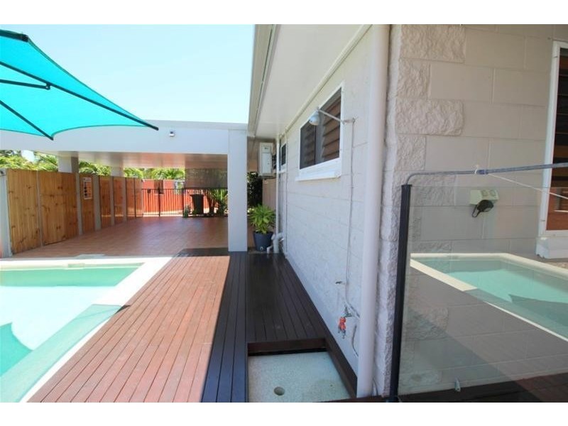 2/6 Hilliar Street, Wongaling Beach QLD 4852