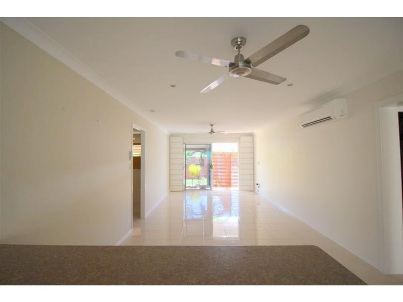 2/6 Hilliar Street, Wongaling Beach QLD 4852
