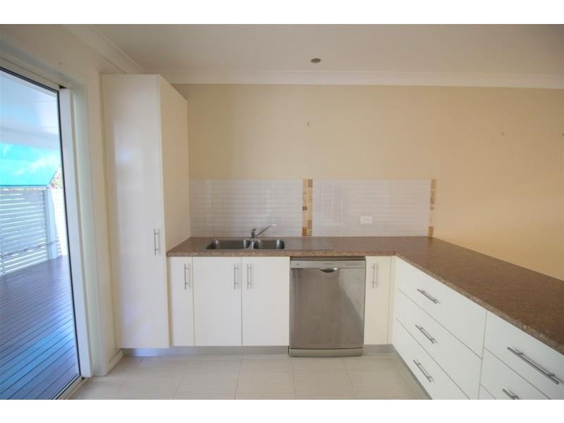 2/6 Hilliar Street, Wongaling Beach QLD 4852