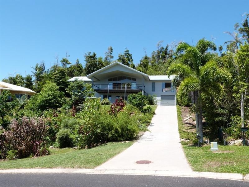 19 The Boulevard, South Mission Beach QLD 4852