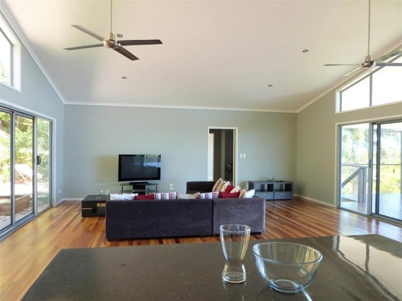 19 The Boulevard, South Mission Beach QLD 4852