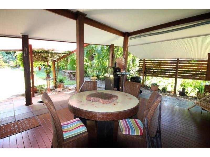 20 Kent Close, Mission Beach QLD 4852