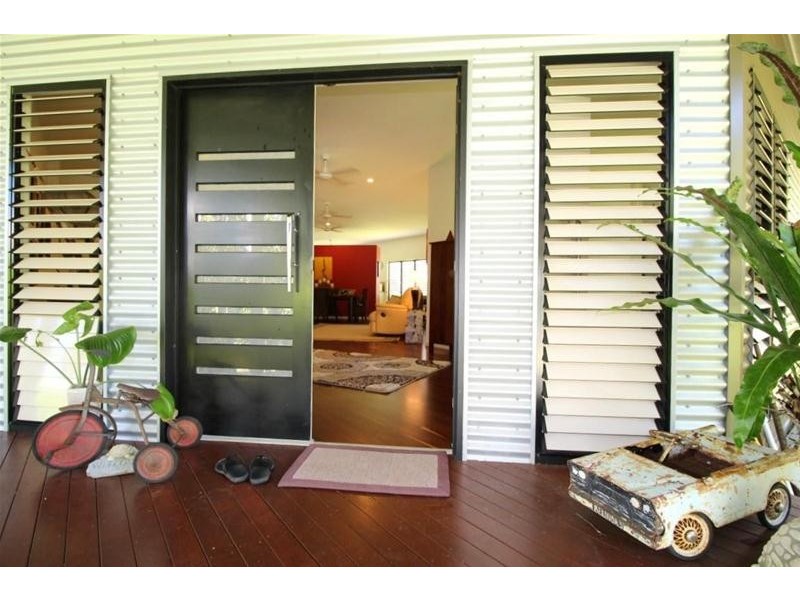 20 Kent Close, Mission Beach QLD 4852