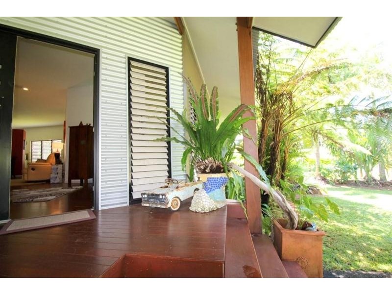 20 Kent Close, Mission Beach QLD 4852