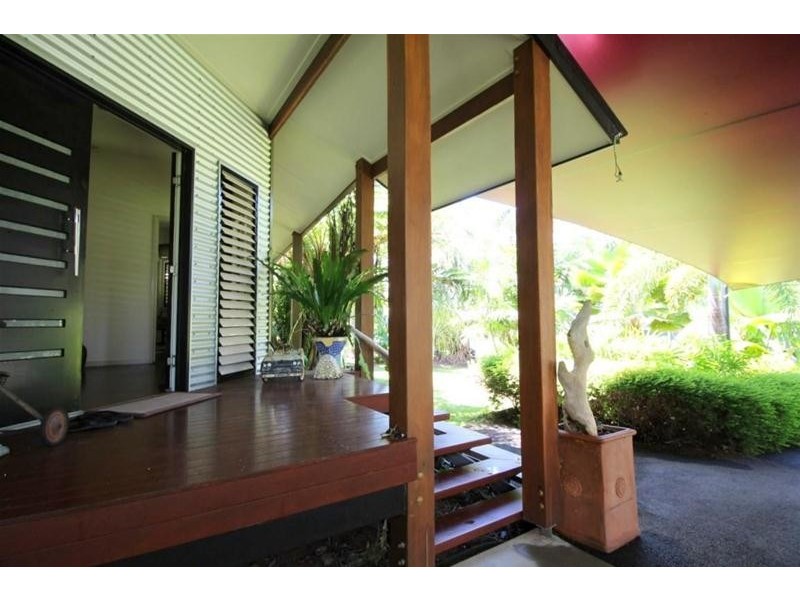 20 Kent Close, Mission Beach QLD 4852