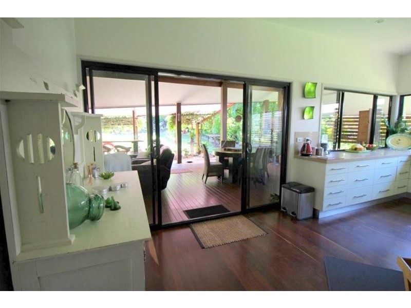 20 Kent Close, Mission Beach QLD 4852