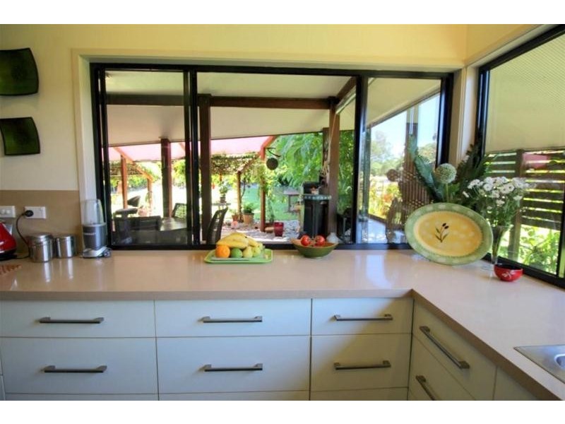 20 Kent Close, Mission Beach QLD 4852