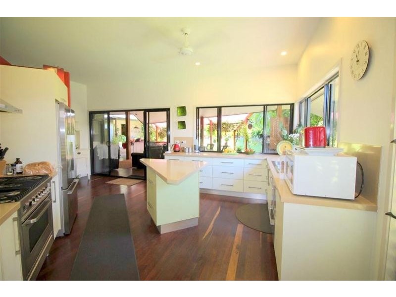 20 Kent Close, Mission Beach QLD 4852