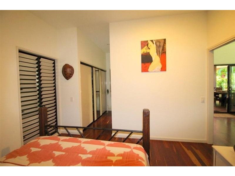 20 Kent Close, Mission Beach QLD 4852