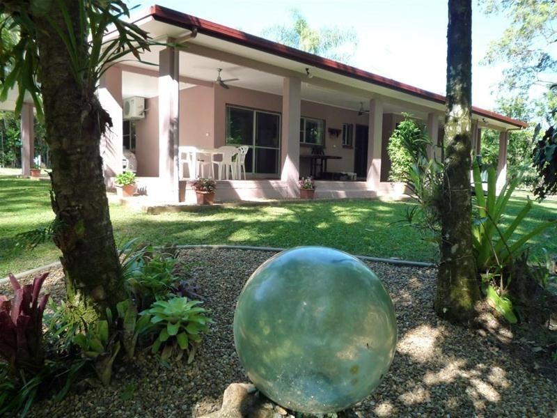 856 East Feluga Road, East Feluga QLD 4854