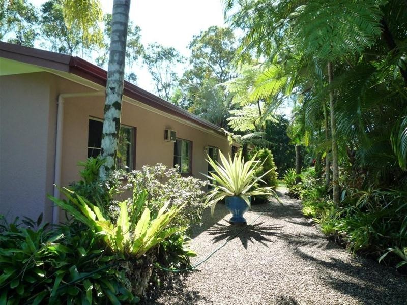 856 East Feluga Road, East Feluga QLD 4854