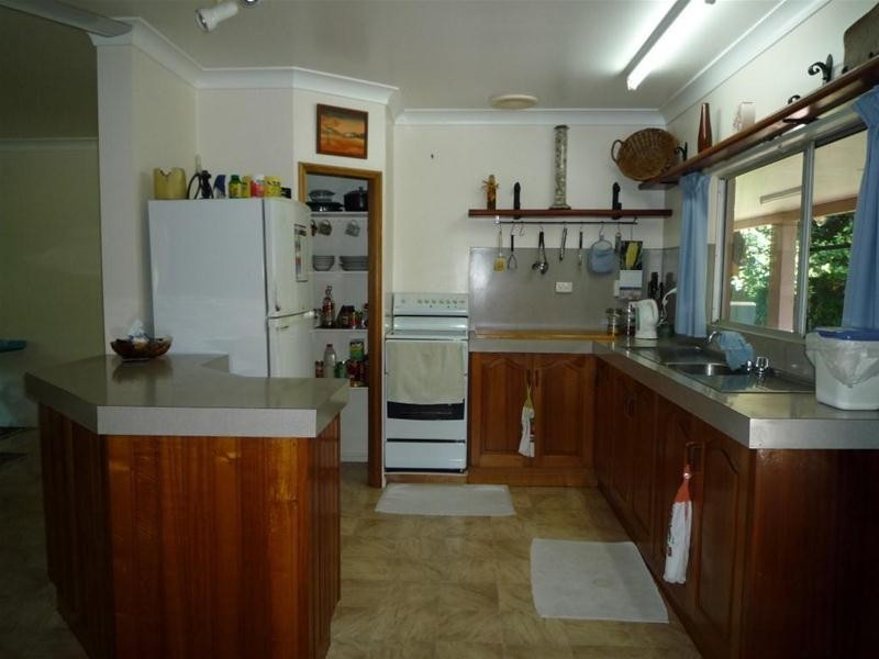 856 East Feluga Road, East Feluga QLD 4854