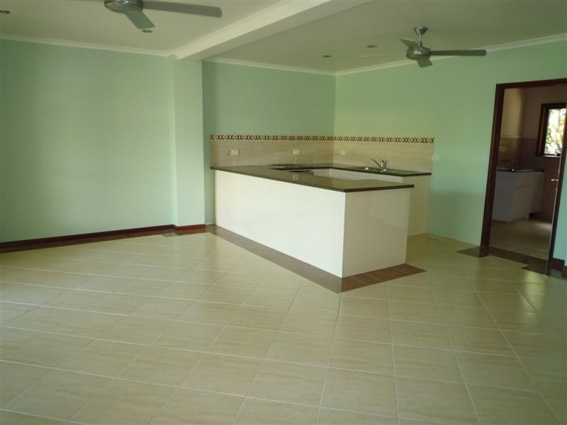 2/28 Mitchell Street, Mission Beach QLD 4852