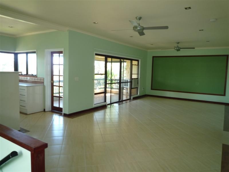 2/28 Mitchell Street, Mission Beach QLD 4852