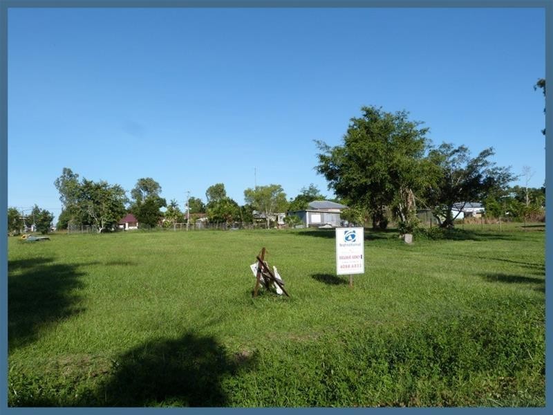 11 George Street, Silkwood QLD 4856