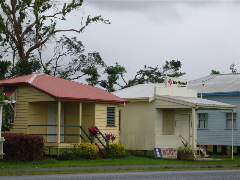 11 George Street, Silkwood QLD 4856