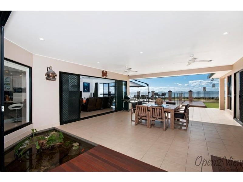 30 Feldt Street, Flying Fish Point QLD 4860