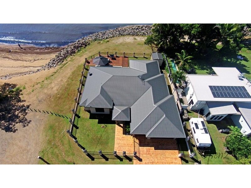 30 Feldt Street, Flying Fish Point QLD 4860