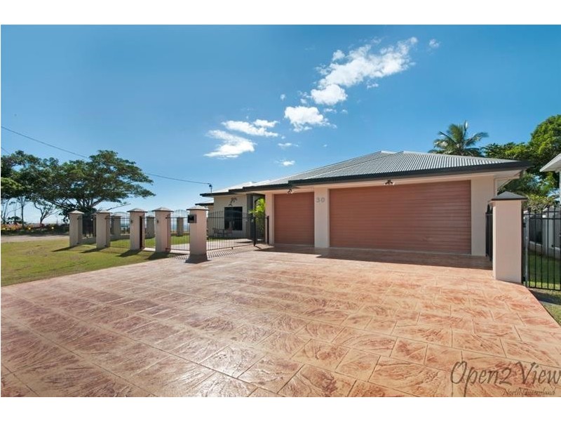 30 Feldt Street, Flying Fish Point QLD 4860