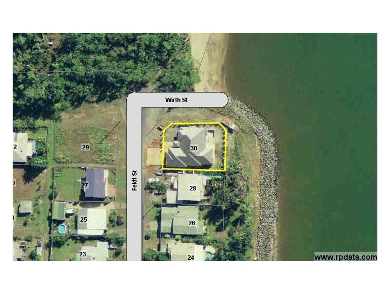 30 Feldt Street, Flying Fish Point QLD 4860