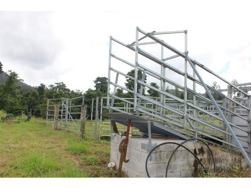 Lot 102, Lot 102 Old Tully Road, Feluga QLD 4854