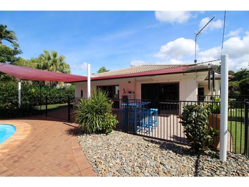 30 Buccaneer Street, South Mission Beach QLD 4852