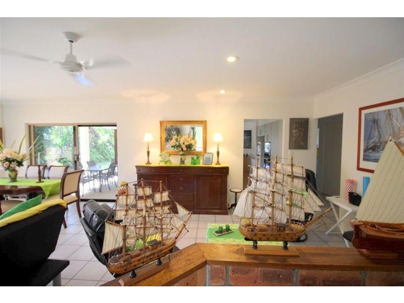 30 Buccaneer Street, South Mission Beach QLD 4852