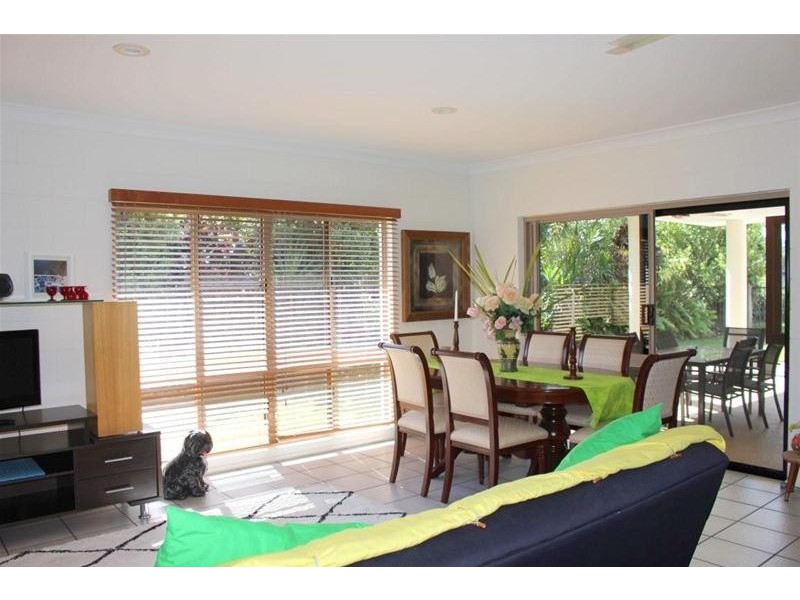 30 Buccaneer Street, South Mission Beach QLD 4852