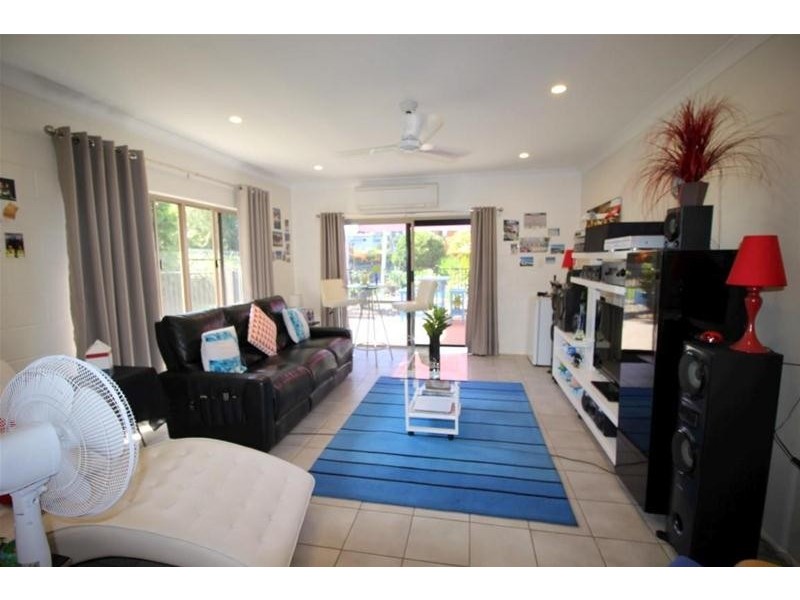 30 Buccaneer Street, South Mission Beach QLD 4852