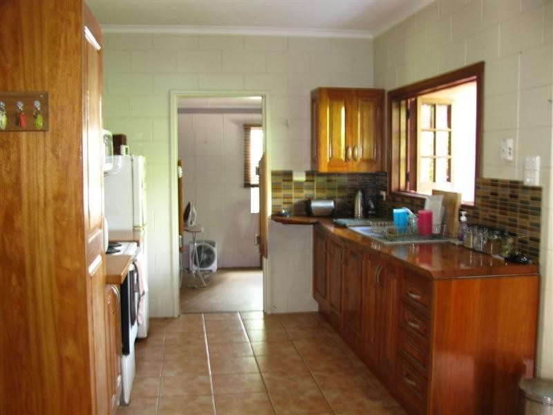 69 Cutten Street, Bingil Bay QLD 4852