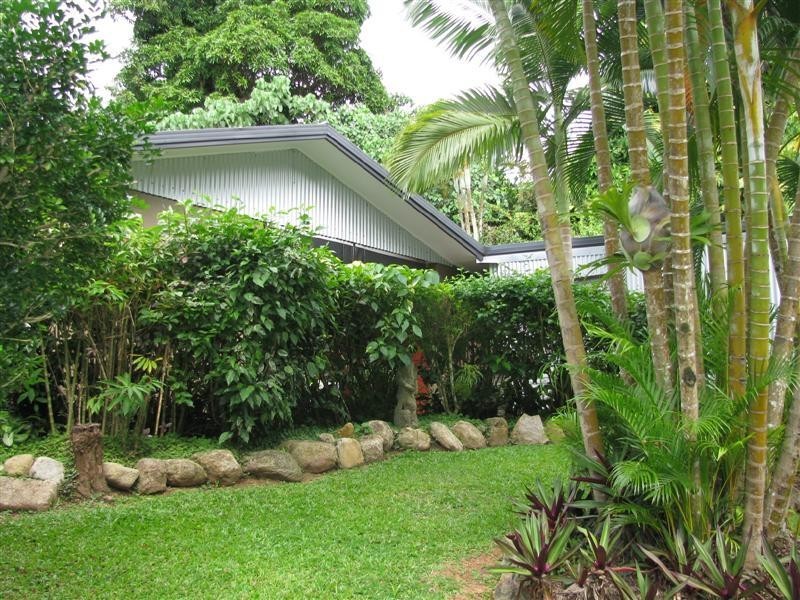 69 Cutten Street, Bingil Bay QLD 4852