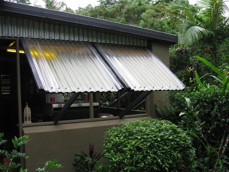 69 Cutten Street, Bingil Bay QLD 4852