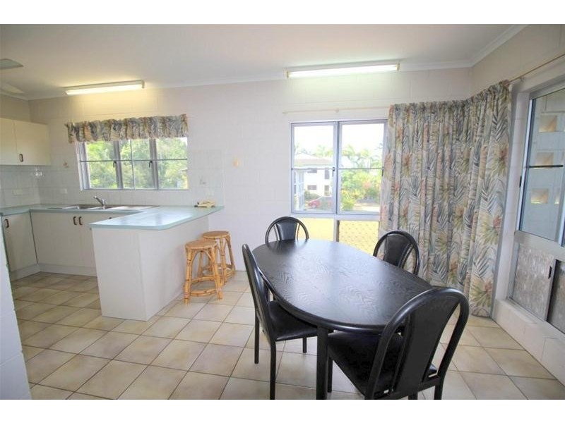 23 Holland Street, Wongaling Beach QLD 4852