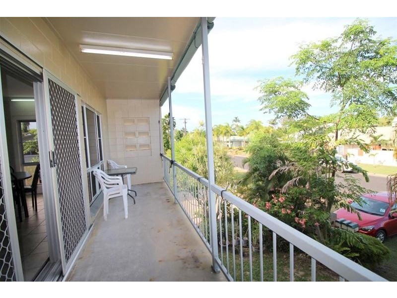 23 Holland Street, Wongaling Beach QLD 4852