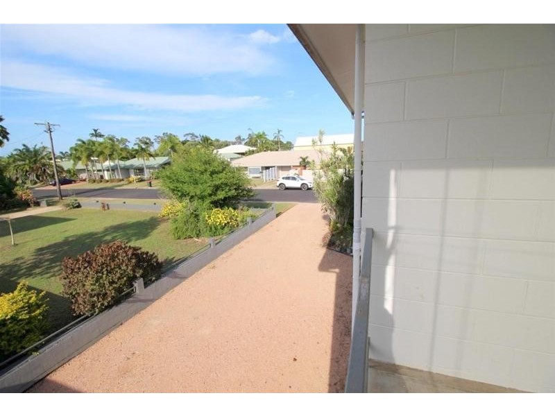 23 Holland Street, Wongaling Beach QLD 4852