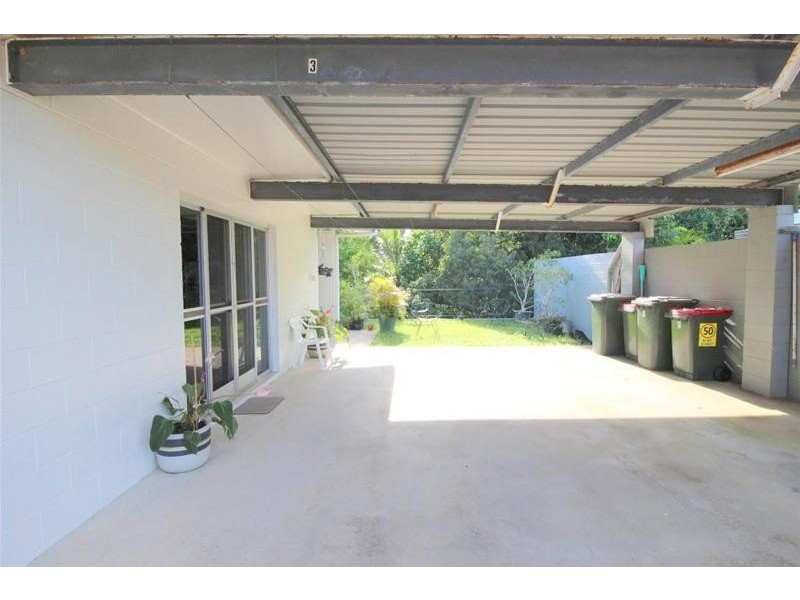23 Holland Street, Wongaling Beach QLD 4852