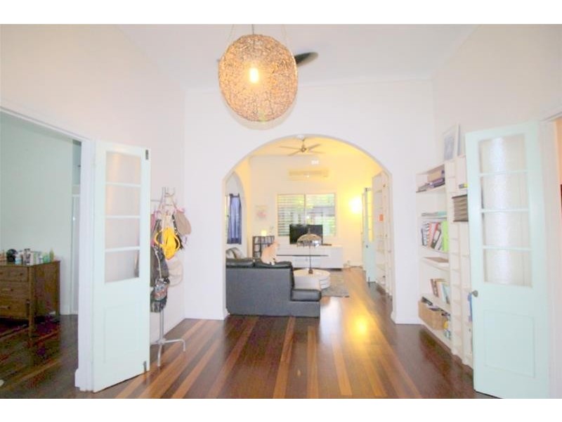 18 Albert Street, Silkwood QLD 4856