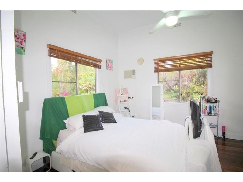 18 Albert Street, Silkwood QLD 4856