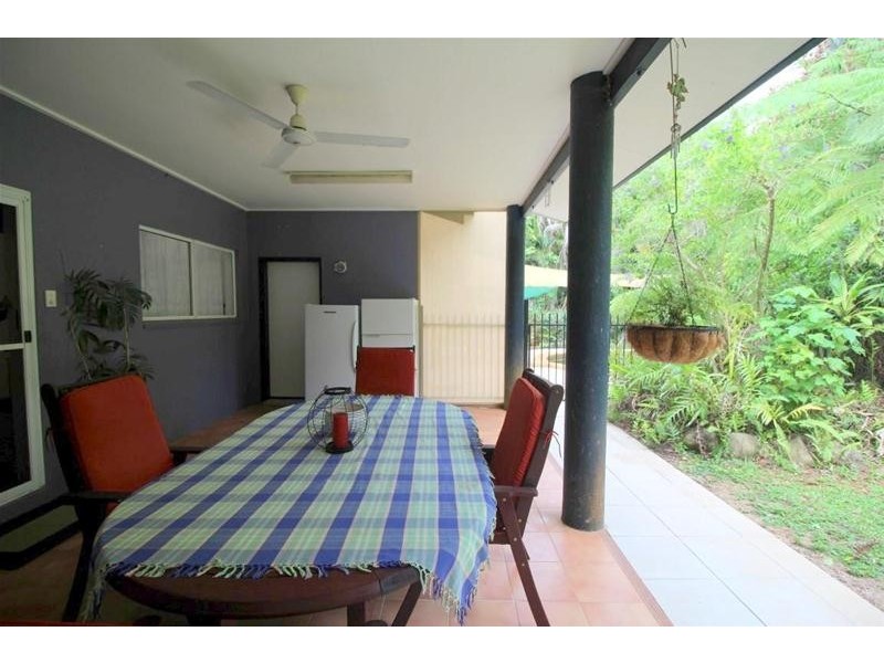 36 Cutten Street, Bingil Bay QLD 4852