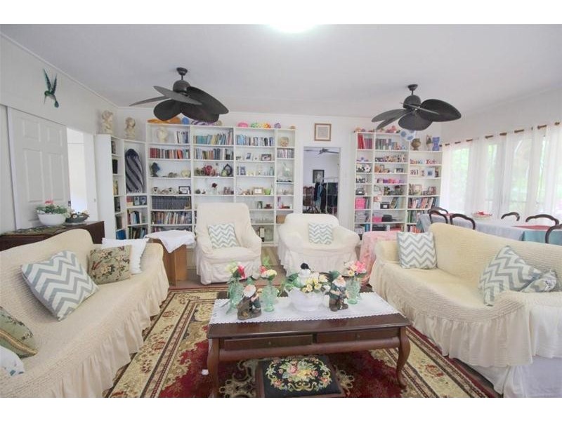 36 Cutten Street, Bingil Bay QLD 4852