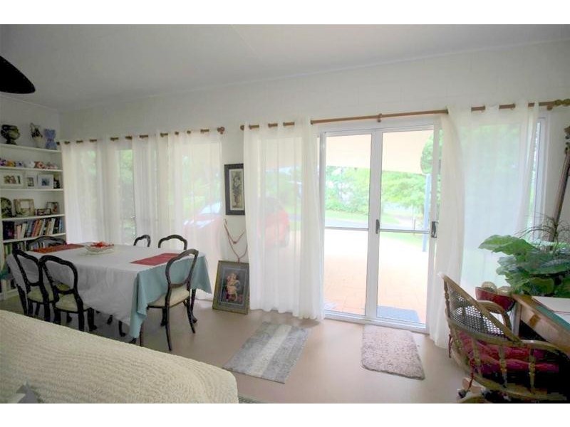 36 Cutten Street, Bingil Bay QLD 4852