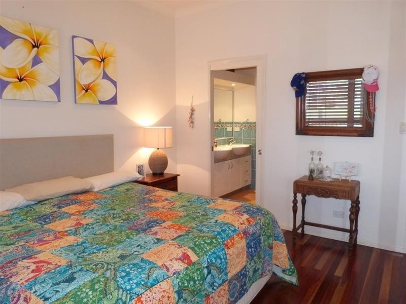 2/74 Reid Road, Wongaling Beach QLD 4852