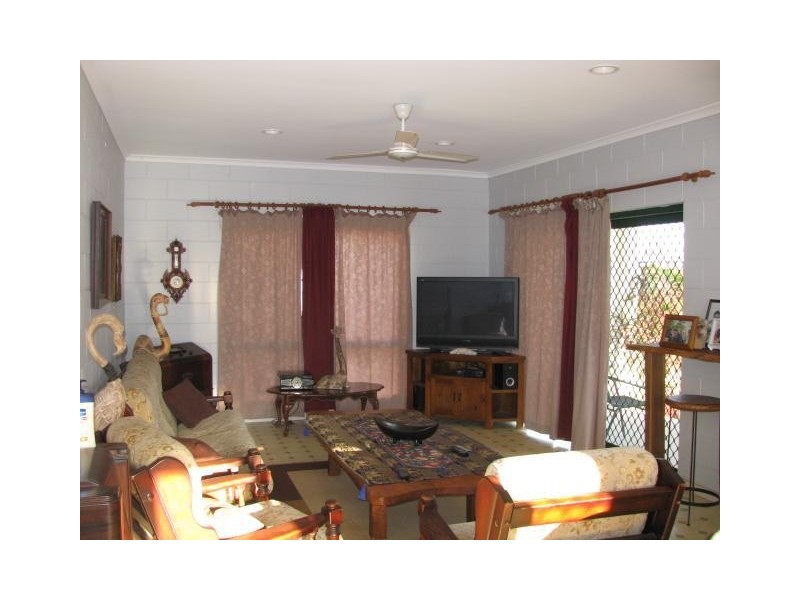 5 Glasgow Street, El Arish QLD 4855