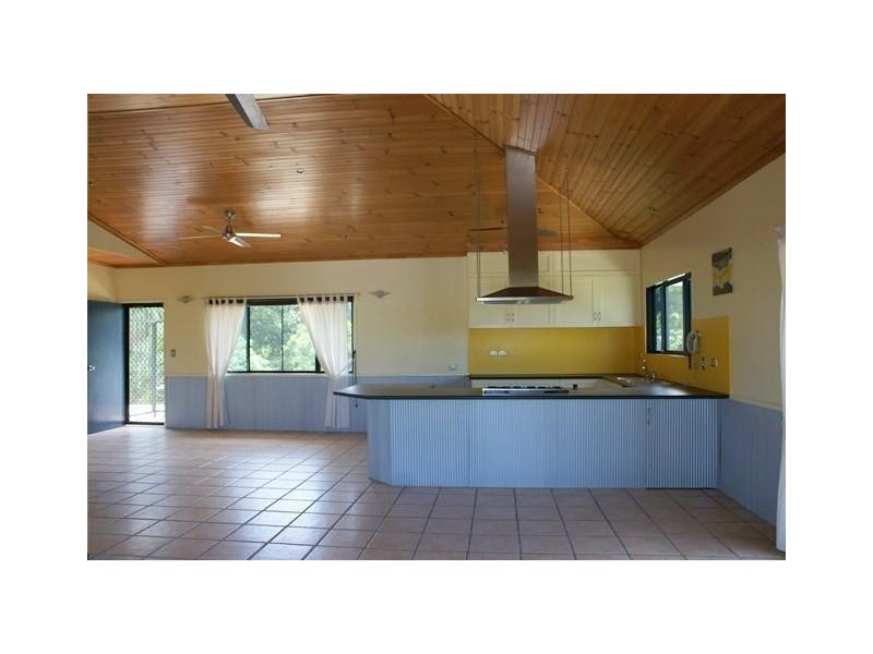 29 Holland Street, Wongaling Beach QLD 4852