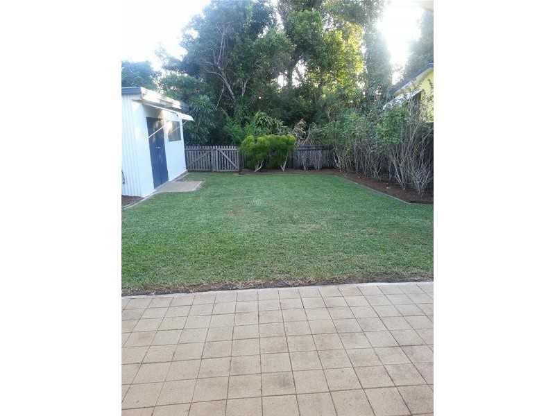 29 Holland Street, Wongaling Beach QLD 4852